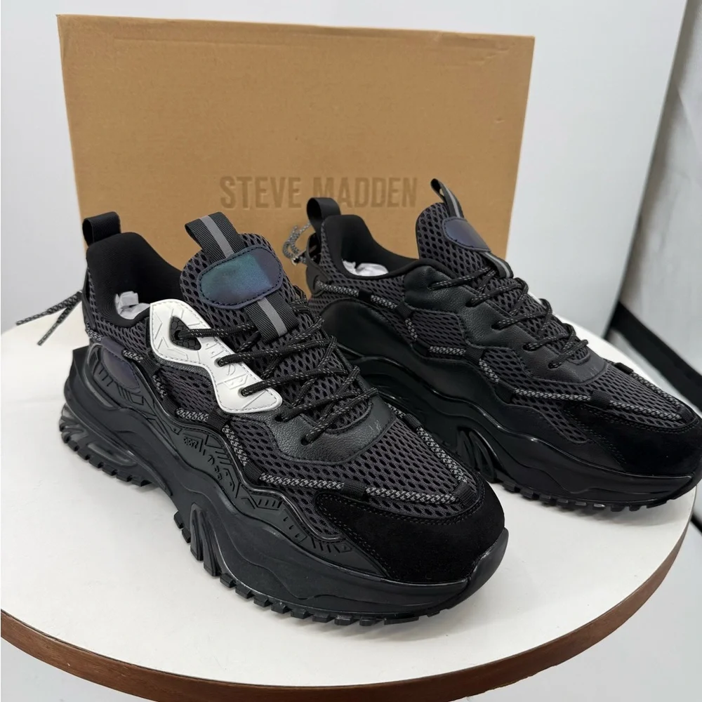 Steve Madden Baries Sneakers Black White Chunky Dad Shoes Tech Runner Streetwear - Picture 10 of 13